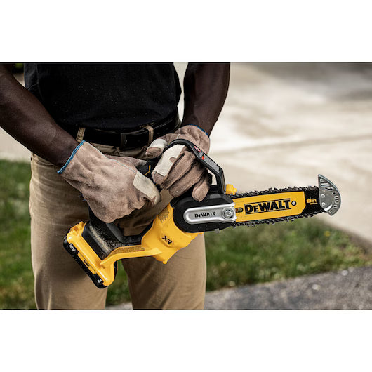 XR 18-V-Säge 20 cm + 5-Ah-Akku + Dewalt-Ladegerät DCMPS520P1