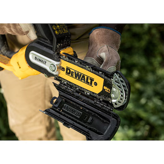 XR 18-V-Säge 20 cm + 5-Ah-Akku + Dewalt-Ladegerät DCMPS520P1