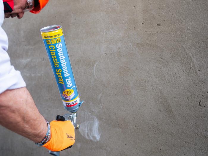 Set mit 5 Dosen Soudabond 265 Klebstoff + Pistole + Reiniger – Click&Spray-System von Soudal
