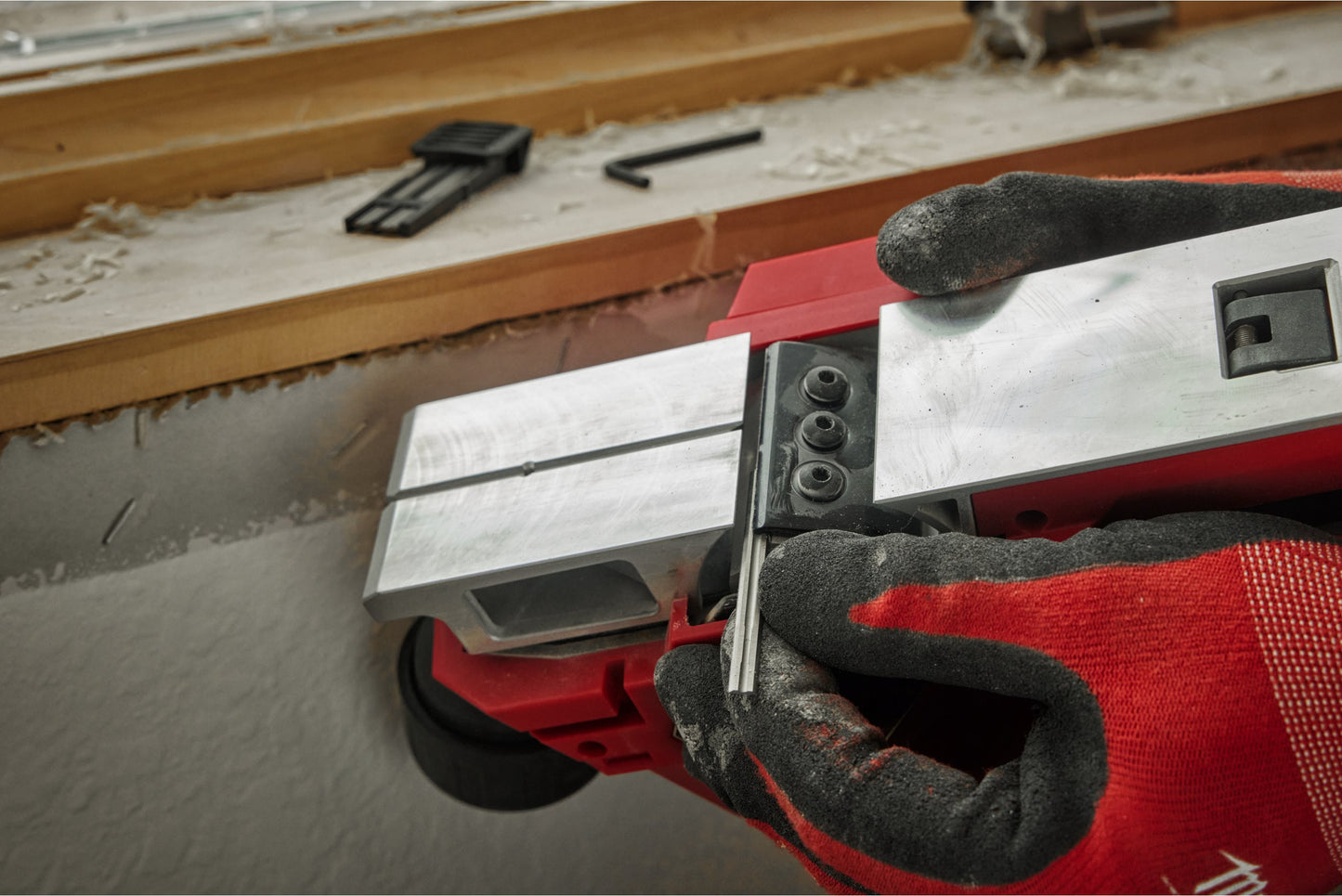 Cepillo subcompacto M12 Milwaukee M12 BLP-0X