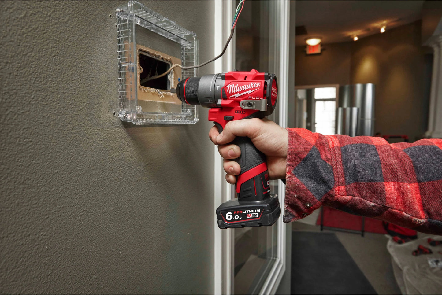 Milwaukee M12 FPP2A2-402X Powerpack: Schlagbohrschrauber + Schlagschrauber + 2 Akkus à 4,0 Ah + Ladegerät + Koffer