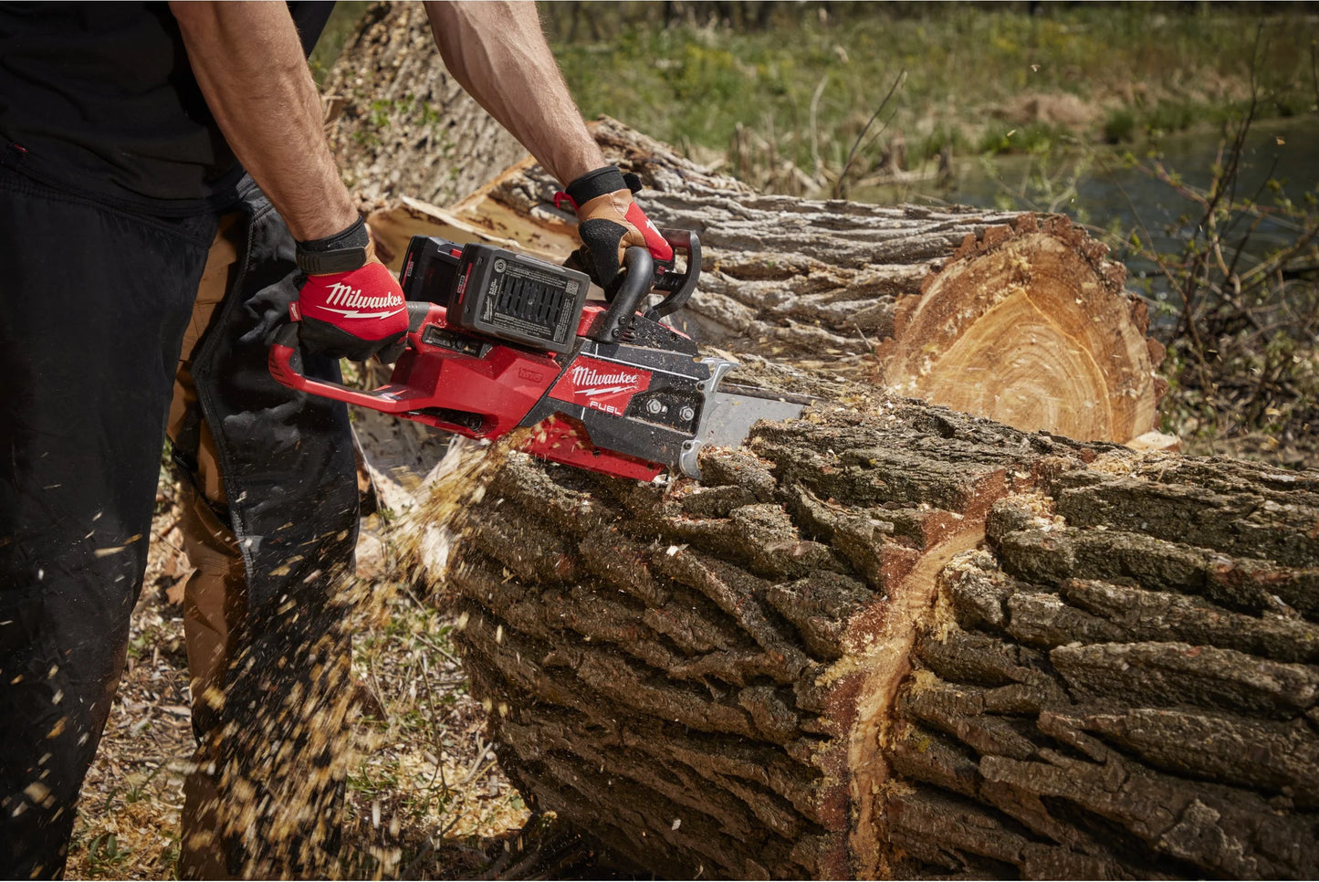 Milwaukee M18F2CHS50-802 50cm Doppel-Akku-Kettensäge