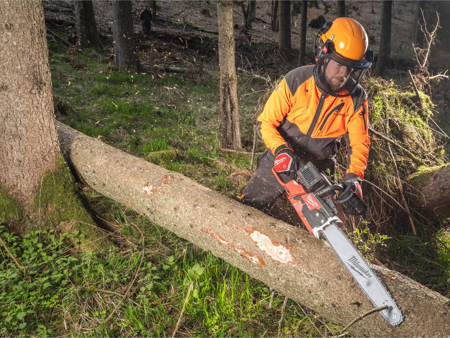 Milwaukee M18F2CHS50-802 50cm Doppel-Akku-Kettensäge