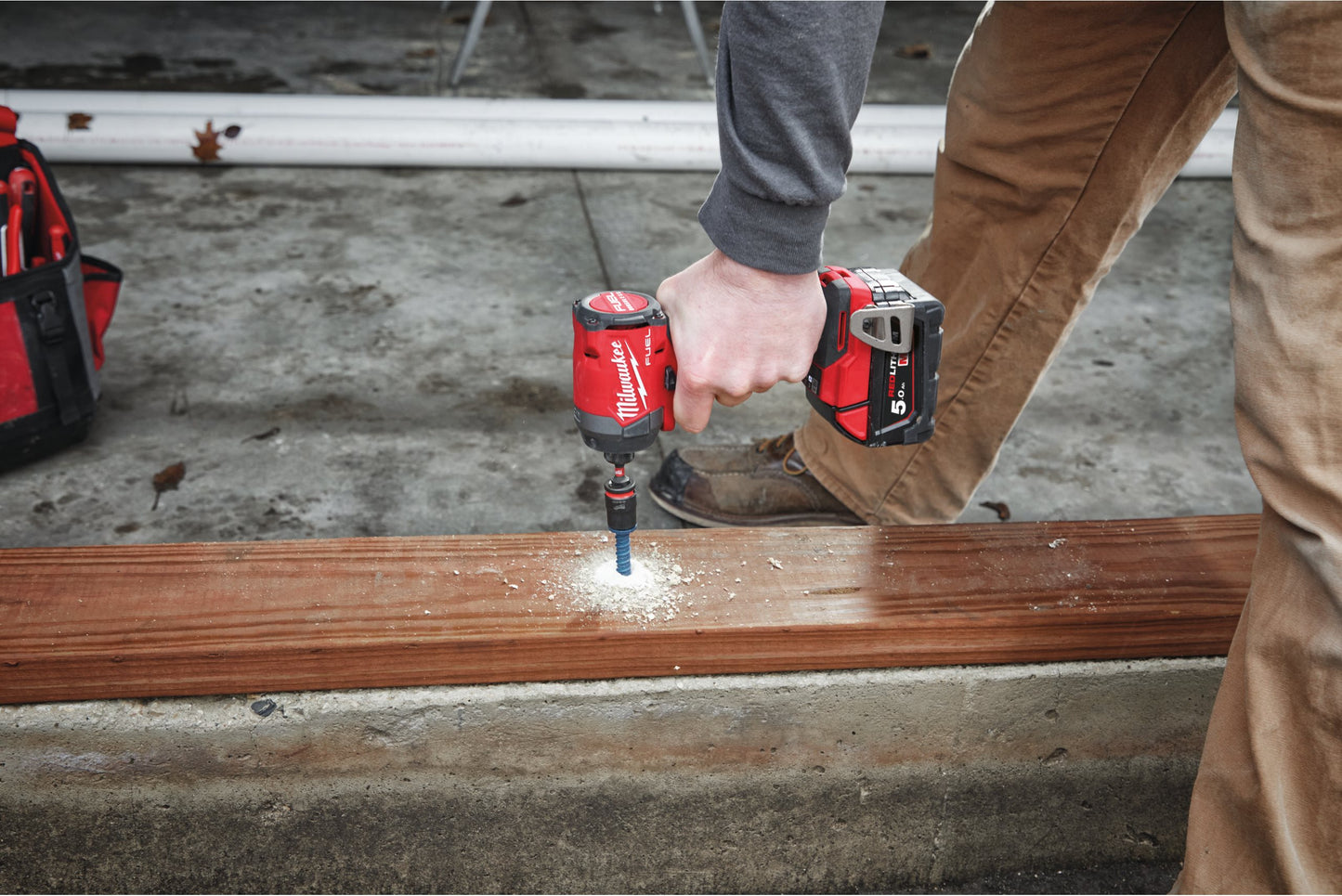 Milwaukee M18 FID3-502X Schlagschrauber M18 Fuel ¼″ Sechskant + 2 Akkus 5 Ah + Ladegerät + Koffer