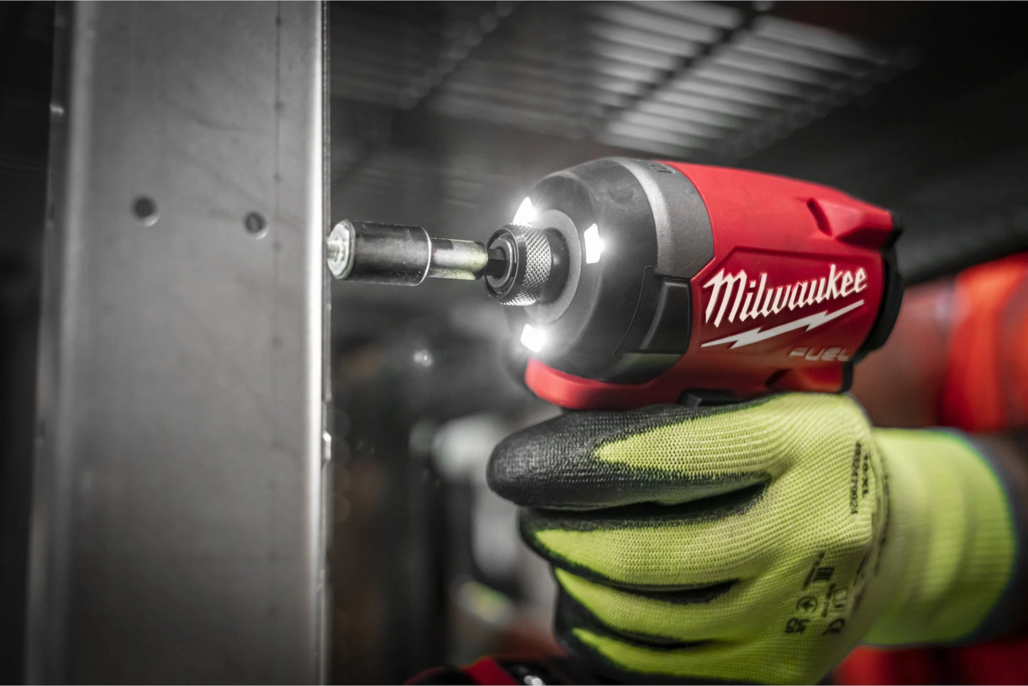 Milwaukee M18 FID3-502X Schlagschrauber M18 Fuel ¼″ Sechskant + 2 Akkus 5 Ah + Ladegerät + Koffer